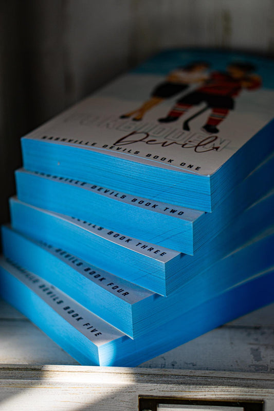 Nashville Devils Illustrated Bundle with Blue Ombre Sprayed Edges