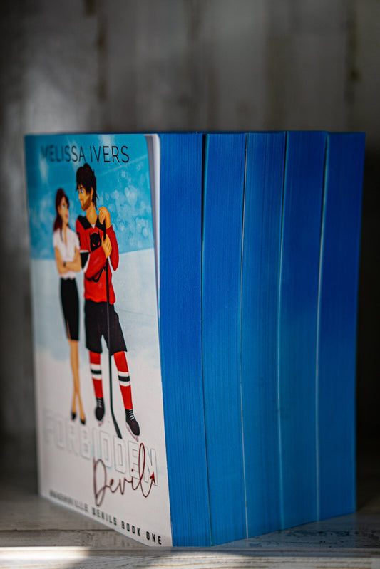 Nashville Devils Illustrated Bundle with Blue Ombre Sprayed Edges